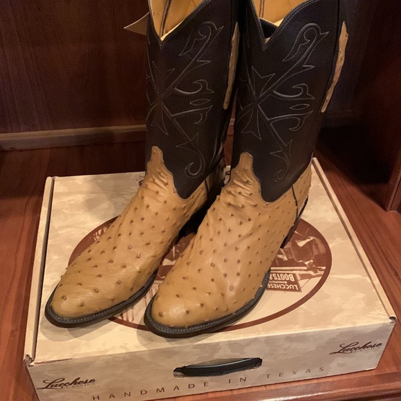 Brand New Lucchese classics boots. Full quill ostrich custom color. Size 13D - Picture 6 of 6